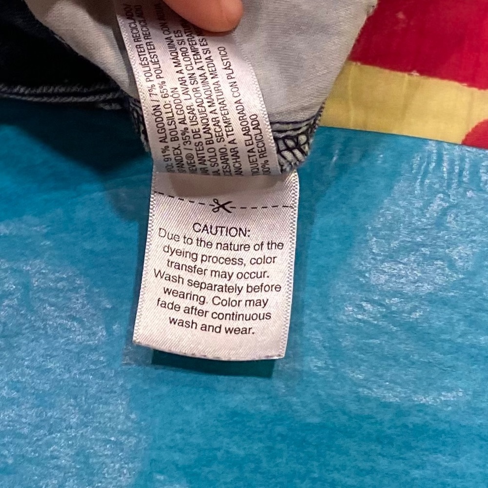 Universal Thread Denim Shorts - Picture 5 of 6